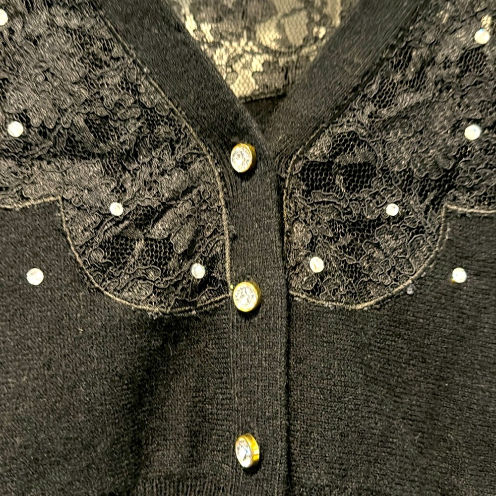 Cropped sweater - Picture 2 of 6